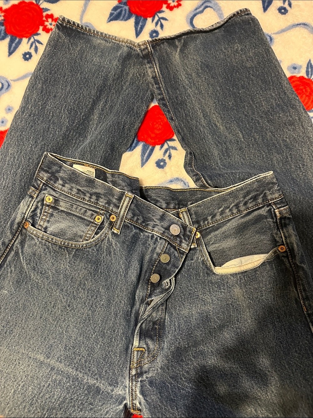Levi's blue denim straight-leg jeans - Picture 3 of 3